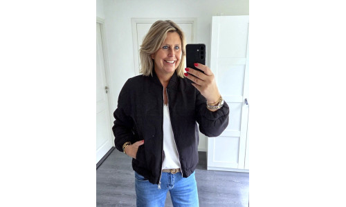 BOMBER JASJE zwart